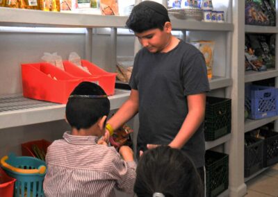 Siblings shopping at the Arizona Kosher Pantry